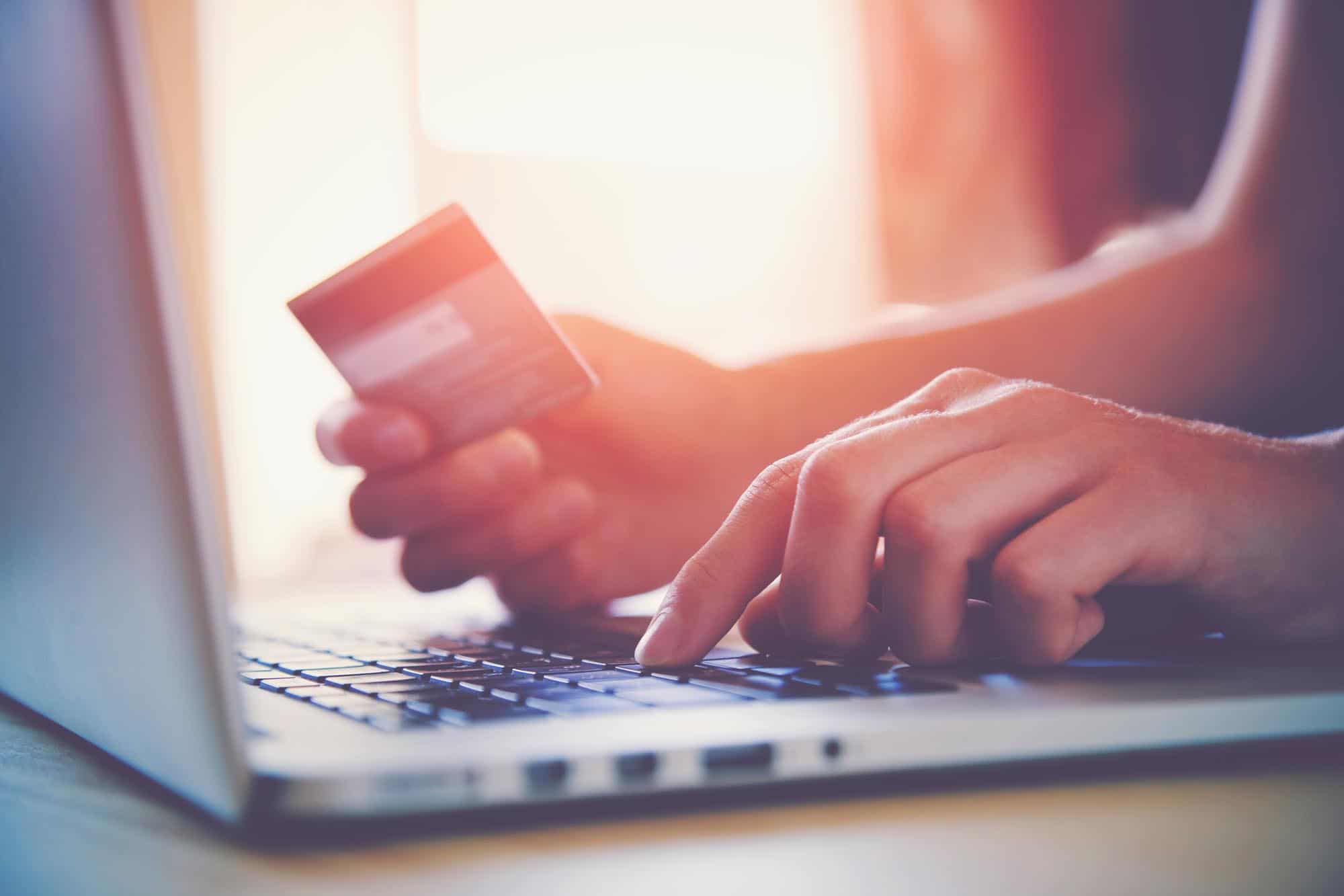 ¿Por qué son tan ventajosos los minicréditos online?