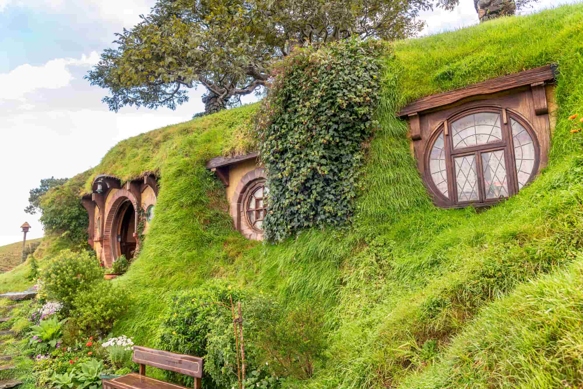 Dormir en una casa hobbit en Galicia