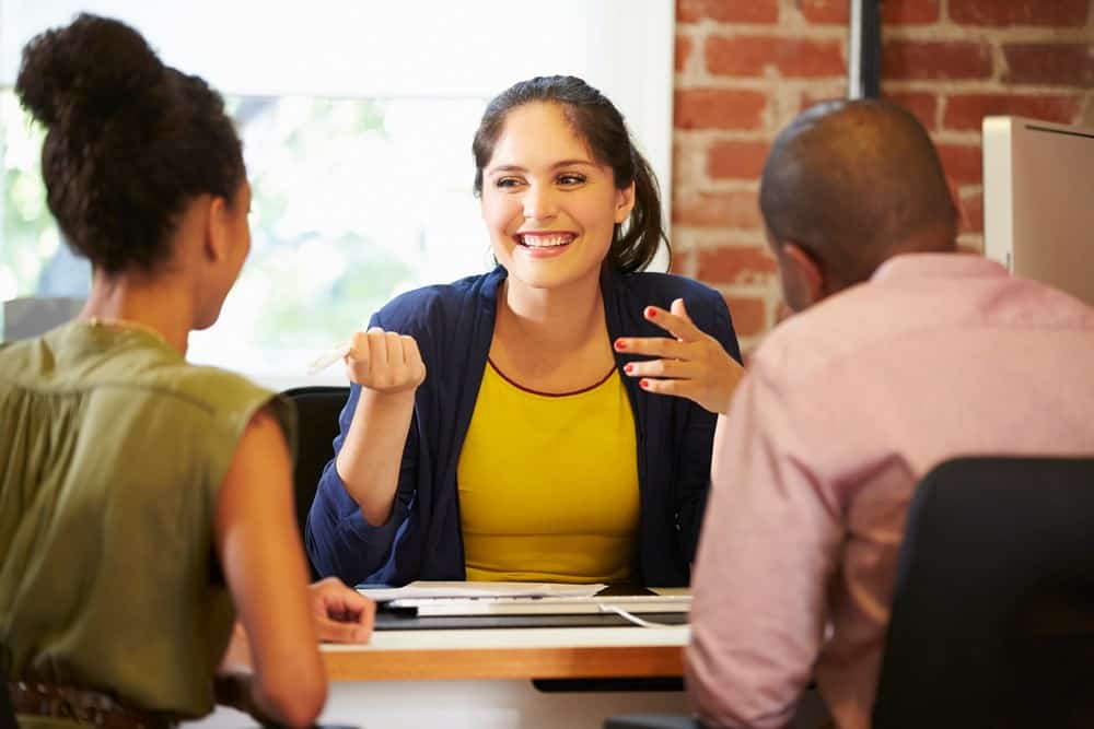 Cómo elegir al mejor asesor financiero