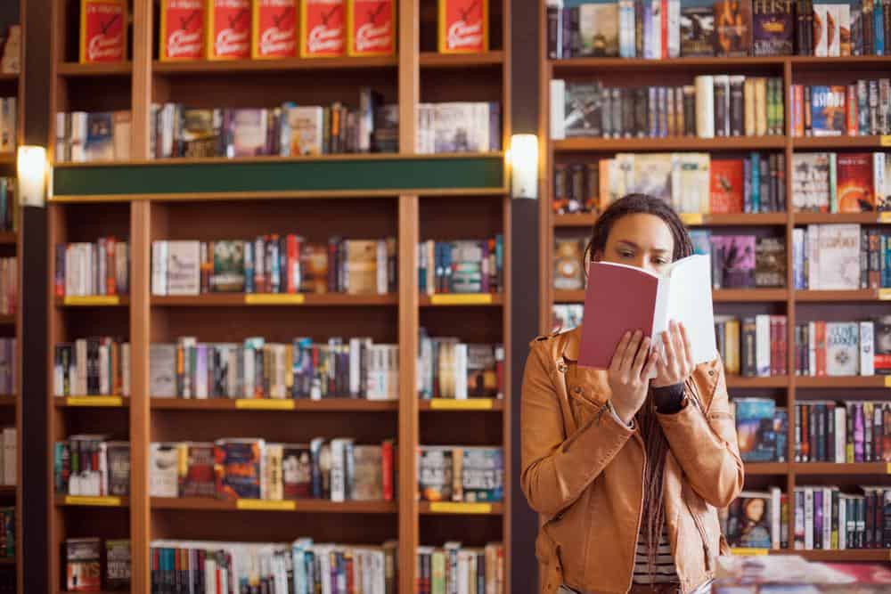 Celebra el Día de las Librerías comprando un libro en librerías de barrio