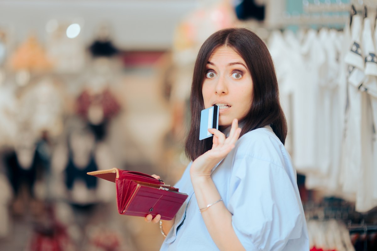 ¿Cuál es la diferencia entre compras compulsivas y compras impulsivas?